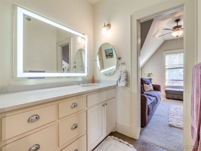 55 Boardwalk, Carlton Landing, OK 74432