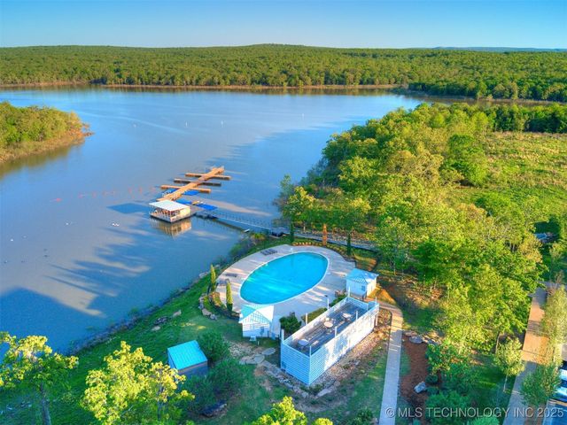 55 Boardwalk, Carlton Landing, OK 74432