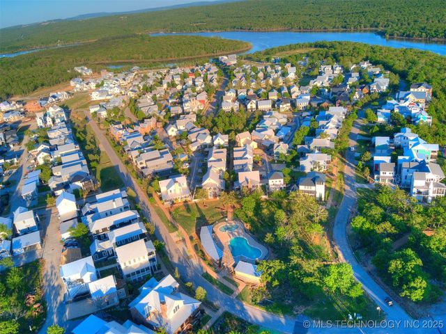 55 Boardwalk, Carlton Landing, OK 74432