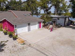15339 Lake Road 2 Street, Gardner, KS 66030