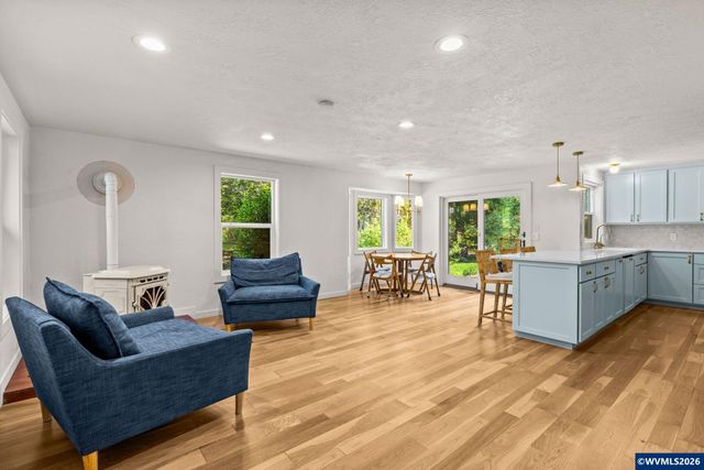 3915 NW Sitka Pl, Corvallis, OR 97330