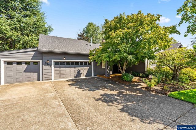 3915 NW Sitka Pl, Corvallis, OR 97330