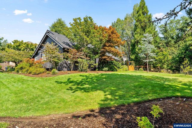 3915 NW Sitka Pl, Corvallis, OR 97330
