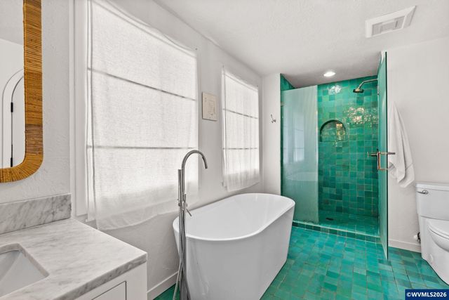 3915 NW Sitka Pl, Corvallis, OR 97330