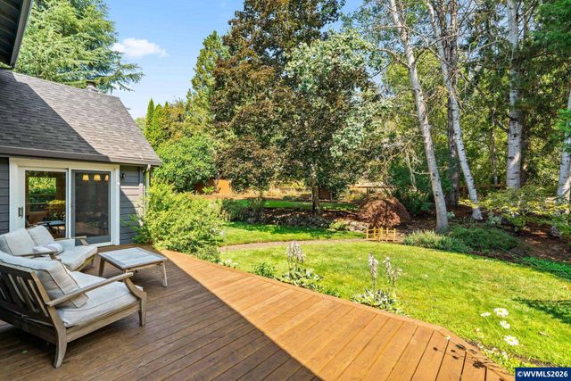3915 NW Sitka Pl, Corvallis, OR 97330