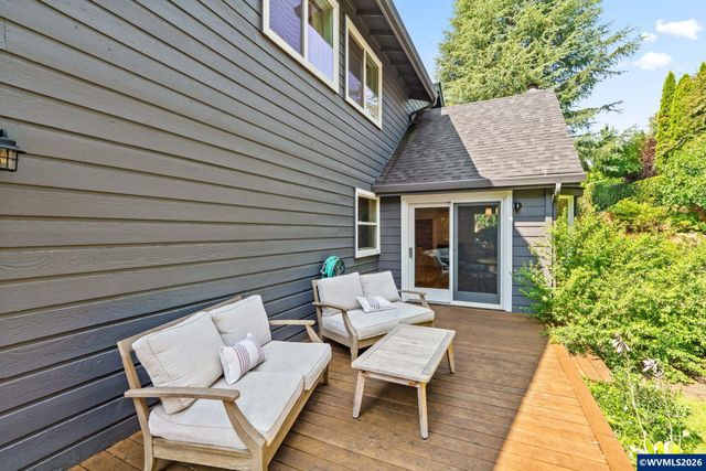 3915 NW Sitka Pl, Corvallis, OR 97330