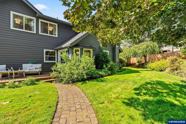 3915 NW Sitka Pl, Corvallis, OR 97330