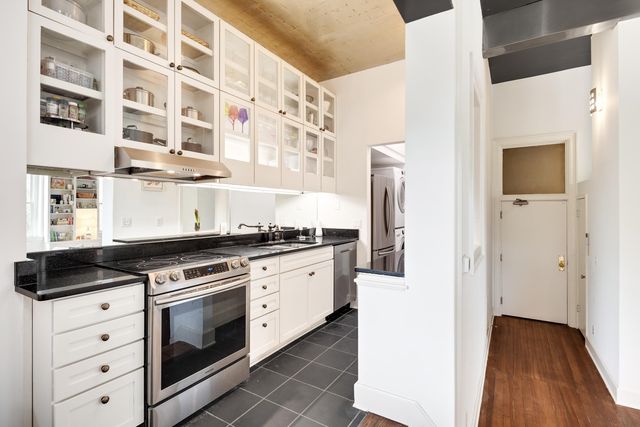 519 S Edgewood St Apt 202, Memphis, TN 38104