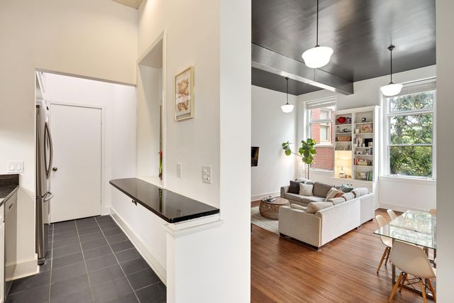 519 S Edgewood St Apt 202, Memphis, TN 38104