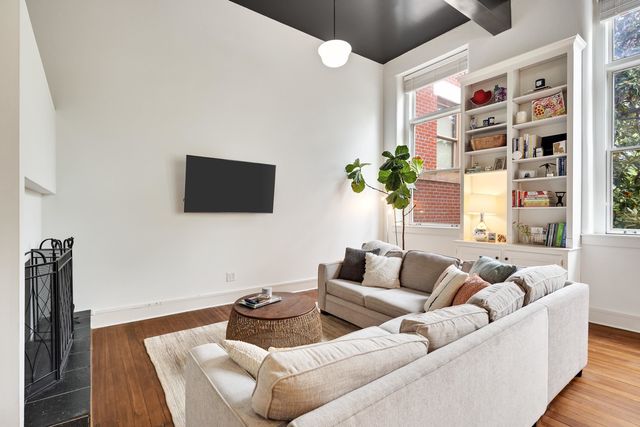 519 S Edgewood St Apt 202, Memphis, TN 38104