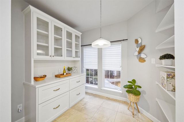 2351 Summit Way Court, Kingwood, TX 77339