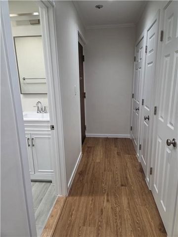 1000 Lexington St 36, Waltham, MA 02452