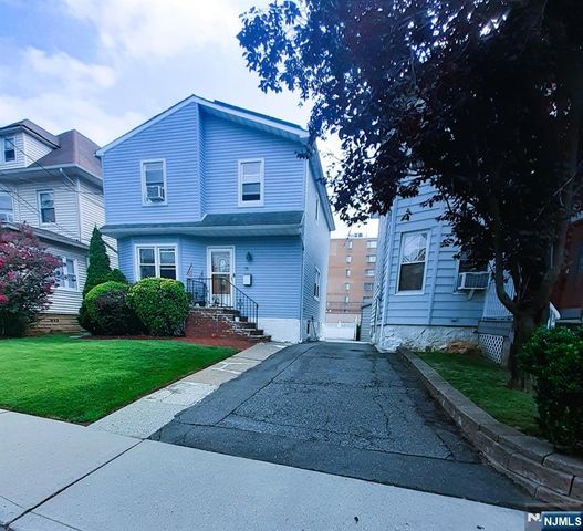 75 PRESTON Street, Ridgefield Park, NJ 07660