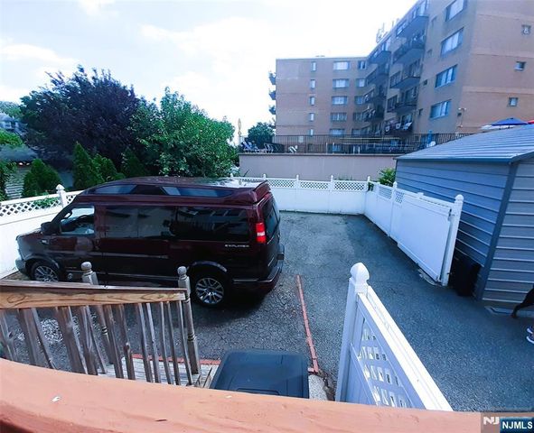 75 PRESTON Street, Ridgefield Park, NJ 07660