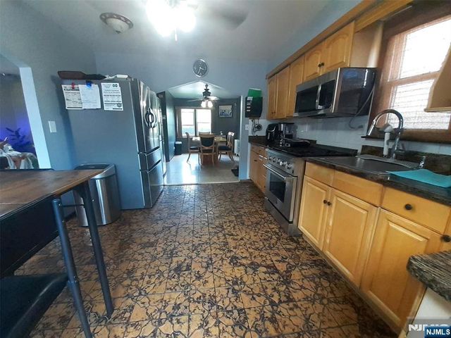 75 PRESTON Street, Ridgefield Park, NJ 07660