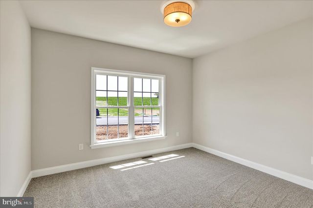 111 STARLIGHT LANE, Lebanon, PA 17046