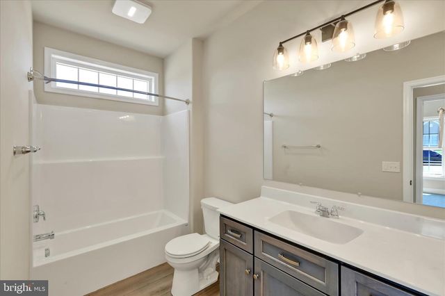 111 STARLIGHT LANE, Lebanon, PA 17046