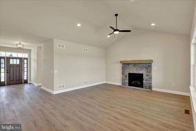 111 STARLIGHT LANE, Lebanon, PA 17046