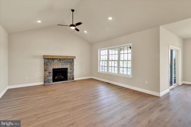 111 STARLIGHT LANE, Lebanon, PA 17046