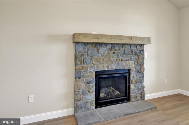 111 STARLIGHT LANE, Lebanon, PA 17046
