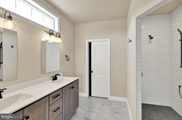111 STARLIGHT LANE, Lebanon, PA 17046