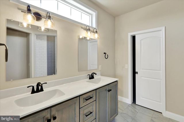 111 STARLIGHT LANE, Lebanon, PA 17046