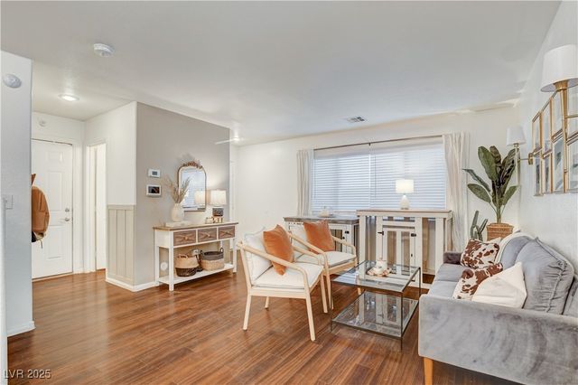 1124 Milpas Lane, Las Vegas, NV 89134