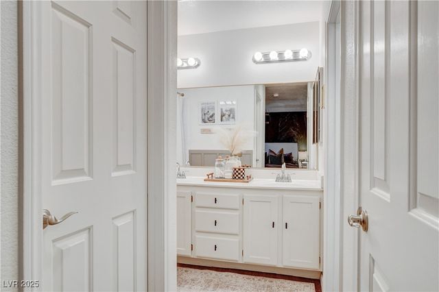 1124 Milpas Lane, Las Vegas, NV 89134