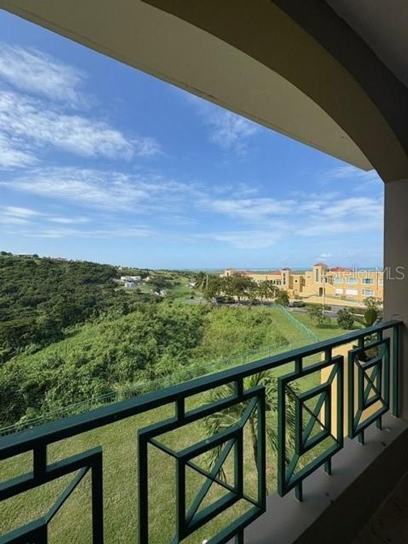 Image 15 of property listing at calle 5 COSTA DORADA I B201, Rio Grande, PR 00745
