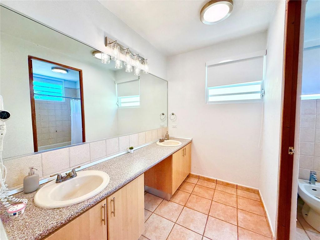 Image 10 of property listing at calle 5 COSTA DORADA I B201, Rio Grande, PR 00745