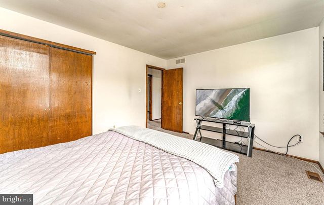 30 HAWTHORNE ROAD, Sicklerville, NJ 08081