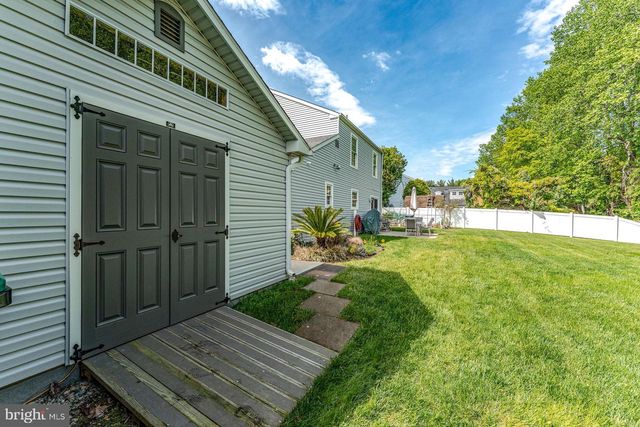 30 HAWTHORNE ROAD, Sicklerville, NJ 08081
