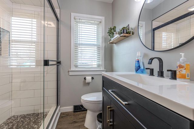 5516 37th AVENUE, Kenosha, WI 53144