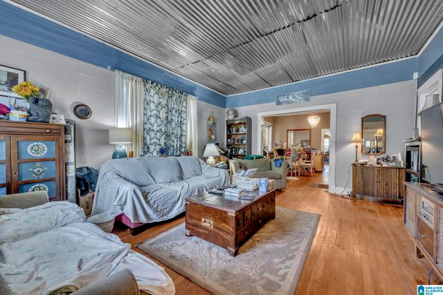 1813 EXETER AVENUE, Bessemer, AL 35020