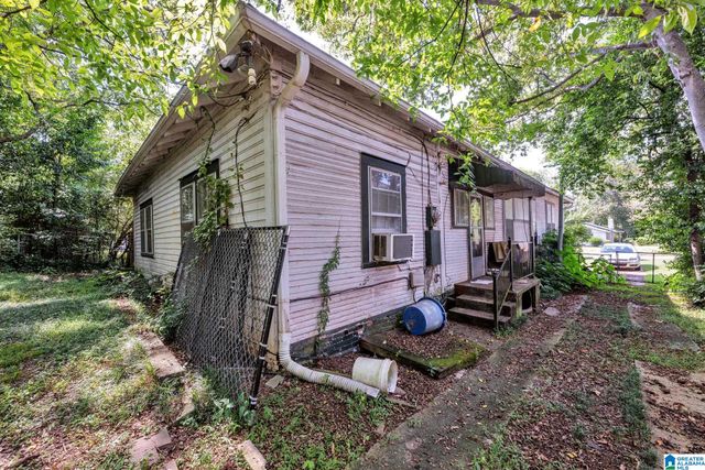 1813 EXETER AVENUE, Bessemer, AL 35020