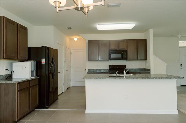 7426 TUSCAN BAY CIRCLE, Wesley Chapel, FL 33545