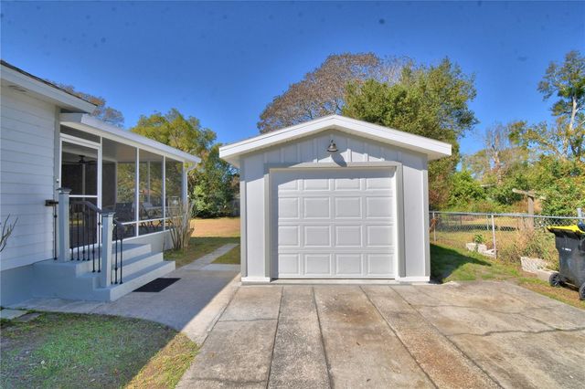 120 MCKEAN STREET, Auburndale, FL 33823