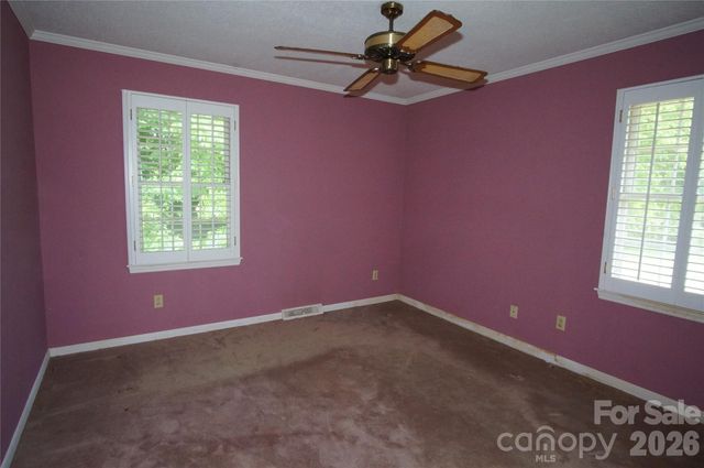714 Crestmont Drive SE, Concord, NC 28025