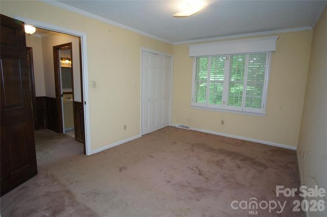 714 Crestmont Drive SE, Concord, NC 28025
