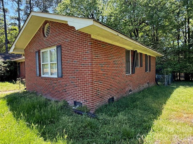 714 Crestmont Drive SE, Concord, NC 28025