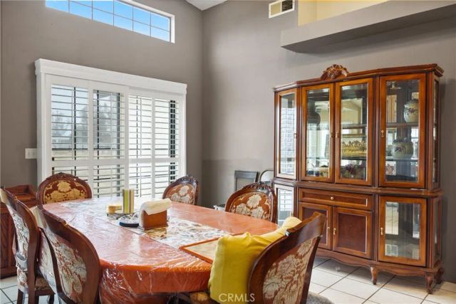 5504 E White Lane, Bakersfield, CA 93307