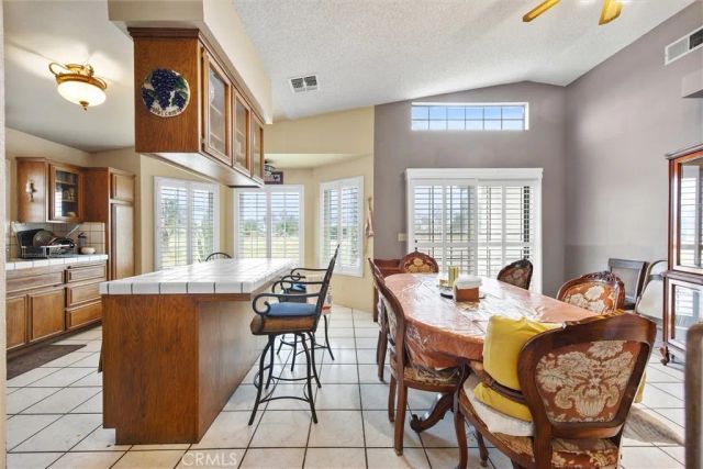 5504 E White Lane, Bakersfield, CA 93307