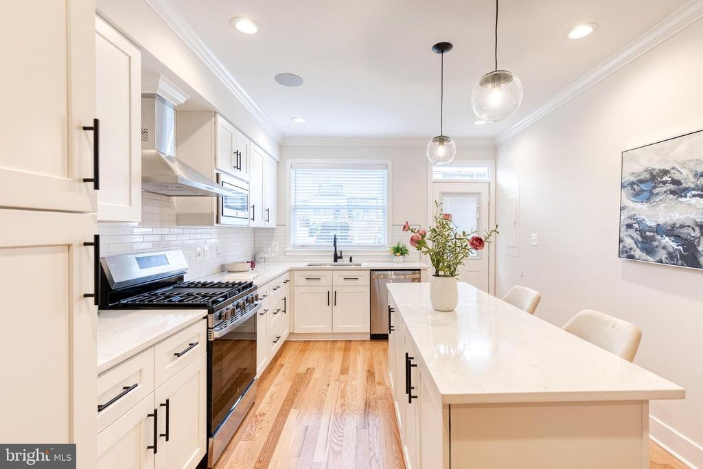 814 GRUNDY ST, Baltimore, MD 21224