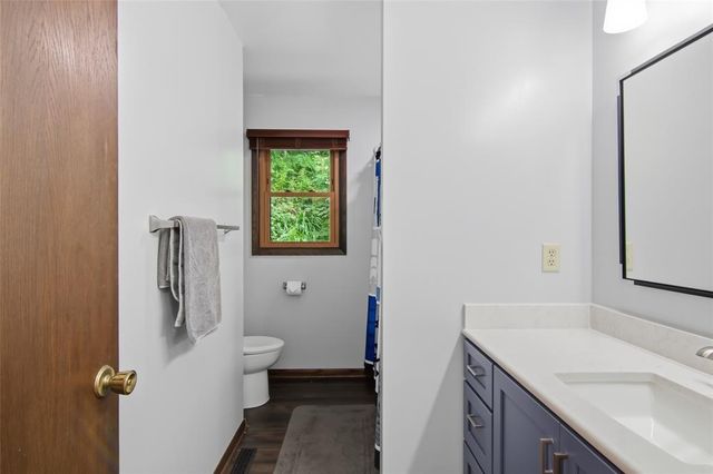E865 Woodridge Drive, Eau Claire, WI 54701