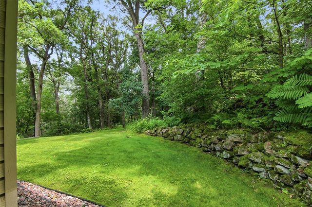 E865 Woodridge Drive, Eau Claire, WI 54701