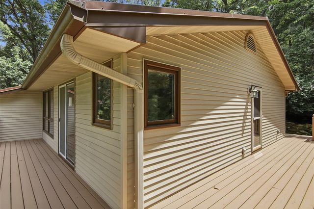 E865 Woodridge Drive, Eau Claire, WI 54701