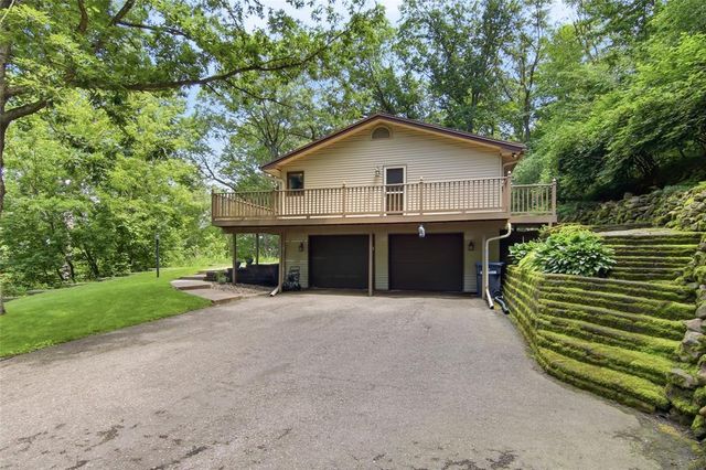 E865 Woodridge Drive, Eau Claire, WI 54701