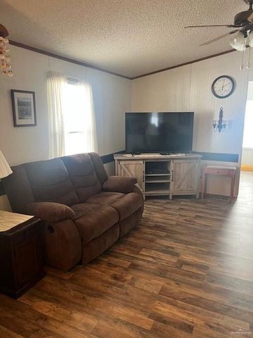 215 S Valley View Road 34, Donna, TX 78537