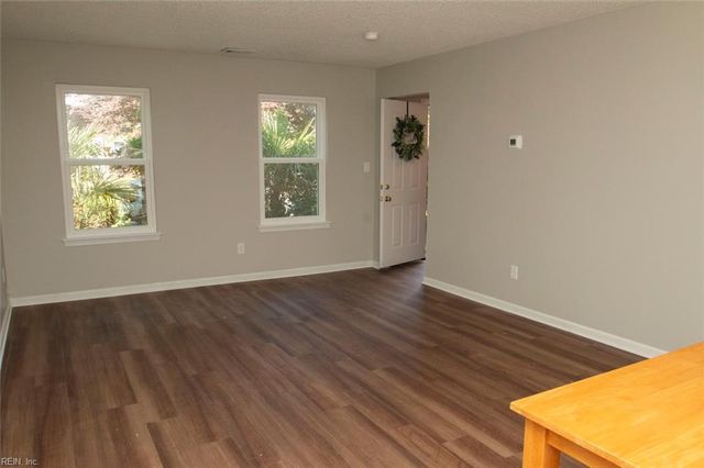 924 Daniel Maloney DR, Virginia Beach, VA 23464