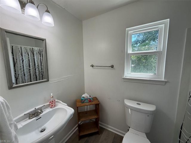 924 Daniel Maloney DR, Virginia Beach, VA 23464